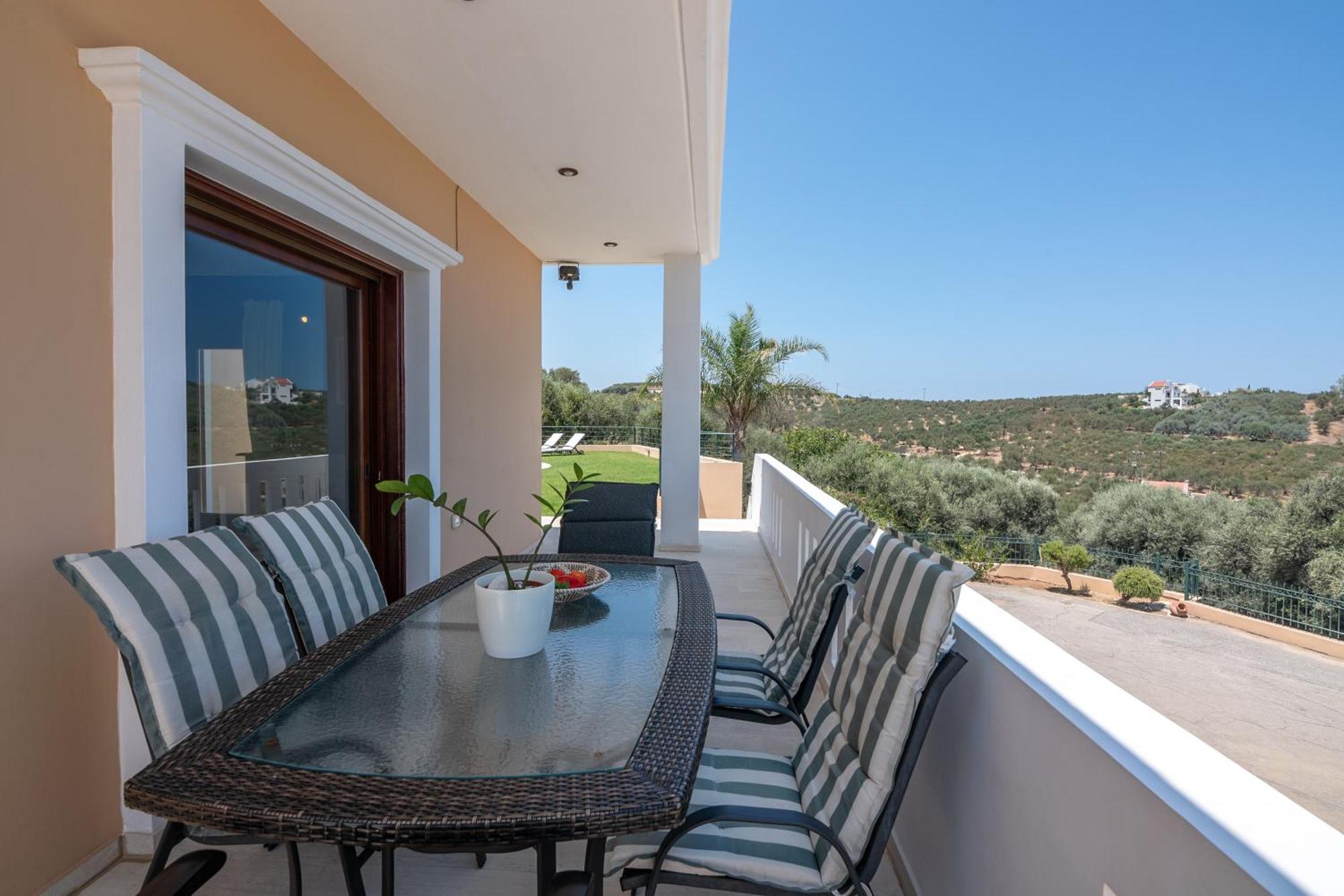 Nikola'S Villa Stalos Chania 외부 사진