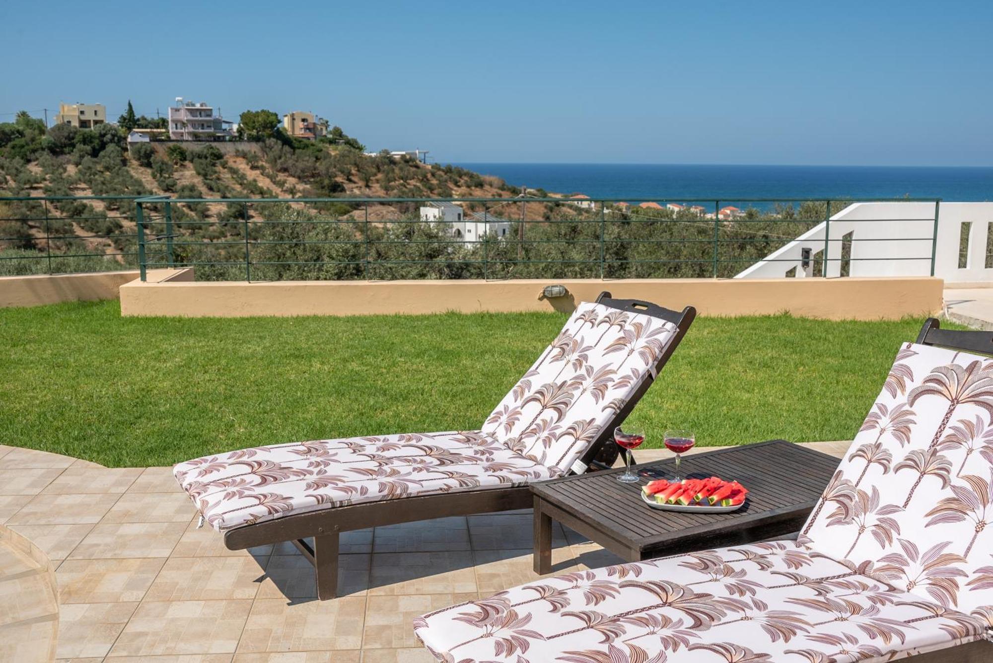 Nikola'S Villa Stalos Chania 외부 사진