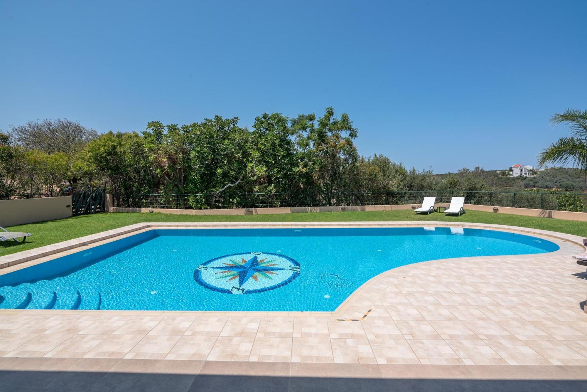 Nikola'S Villa Stalos Chania 외부 사진