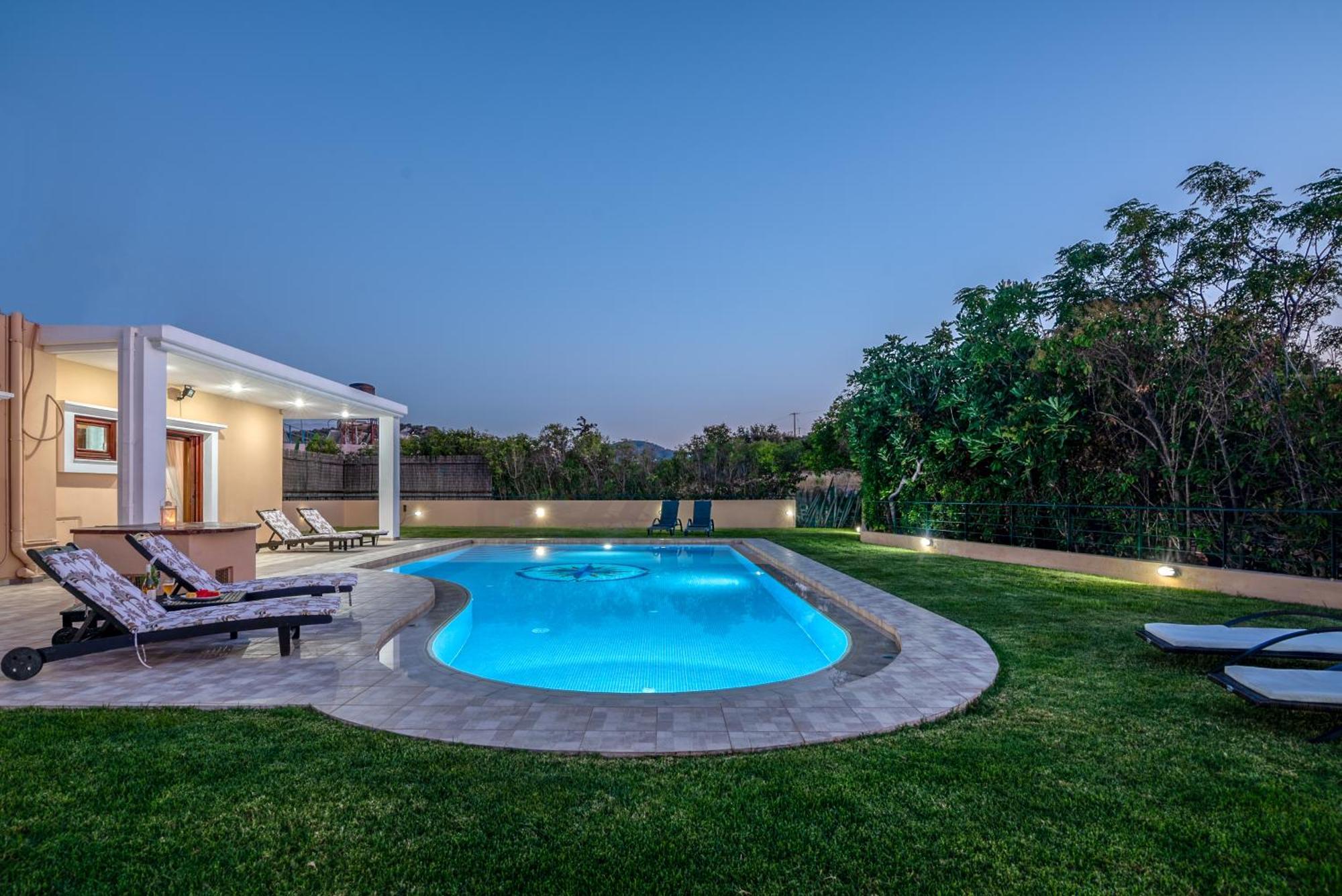 Nikola'S Villa Stalos Chania 외부 사진